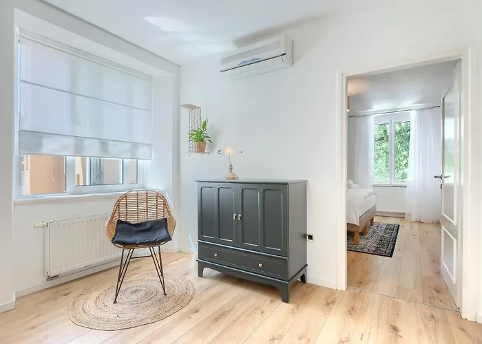 Calafati Apartment With Free Private Parking