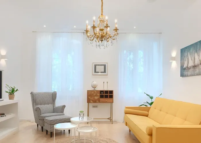 Calafati Apartment With Free Private Parking