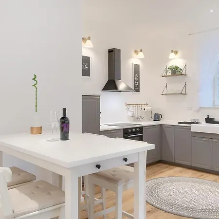 Calafati Apartment With Free Private Parking Rijeka Extérieur photo